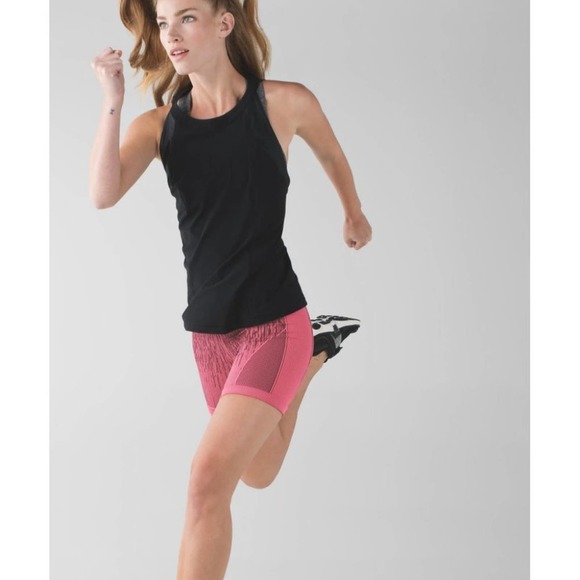 Lululemon Sculpt Seamless Mid-Rise 6" Bike Short in Electric Coral - Picture 4 of 8